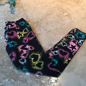 SO heart leggings